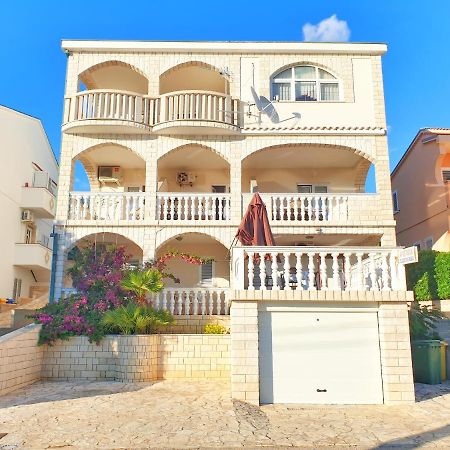 Betanovalja Apartment Ngoại thất bức ảnh